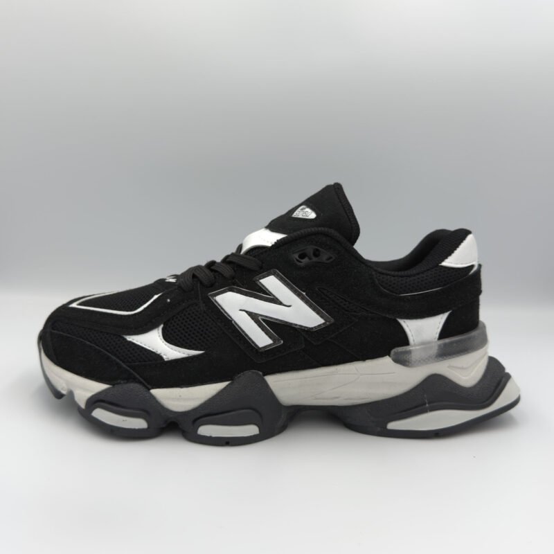 New Balance 9060 - класически черен стил и комфорт