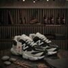 New Balance – Black White - Image 2